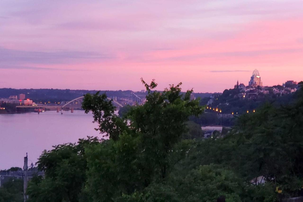 Queen City Home With Ohio River View - 3 Mi To Dtwn! Cincinnati Eksteriør bilde